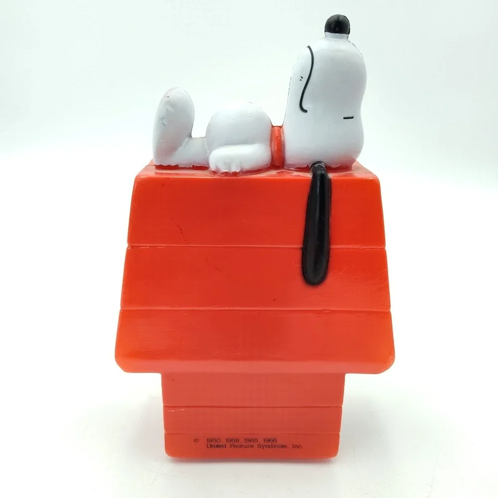 SNOOPY DOG House Chex Party‎ Mix RED Bank Plastic Money 1966 👀📸SEE📏📸